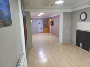 İcarəyə verilir 2 otaqlı 70 m2 ofis İnşaatçılar m.
