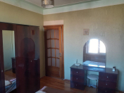 Satılır 3 otaqlı 75 m2 köhnə tikili 8 km