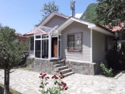 İcarəyə verilir 6 otaqlı 250 m2 villa Qax