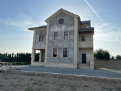 Satılır 5 otaqlı 500 m2 bağ evi Buzovna