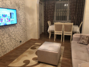 Satılır 2 otaqlı 40 m2 köhnə tikili Memar Əcəmi m.