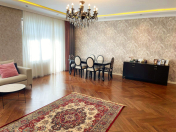 Satılır 3 otaqlı 170 m2 yeni tikili Caspian Plaza