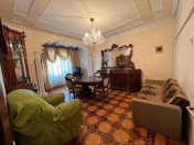 İcarəyə verilir 4 otaqlı 70 m2 köhnə tikili Gənclik m.