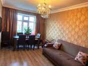 Satılır 3 otaqlı 70 m2 köhnə tikili 8 km