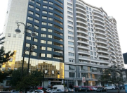 Satılır 3 otaqlı 158 m2 yeni tikili Qış parkı