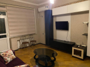Satılır 2 otaqlı 50 m2 köhnə tikili ABŞ səfirliyi