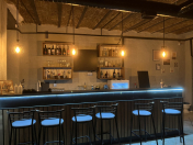 Satılır 1 otaqlı 250 m2 obyekt 28 Mall