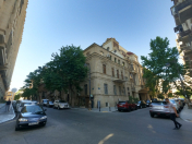 Satılır 3 otaqlı 70 m2 köhnə tikili Səbail r.