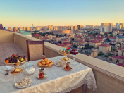 Satılır 6 otaqlı 300 m2 yeni tikili Gənclik m.