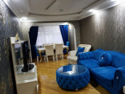 Satılır 2 otaqlı 50 m2 köhnə tikili Memar Əcəmi m.