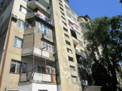 Satılır 1 otaqlı 40 m2 köhnə tikili 8 km