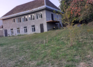 Satılır 4 otaqlı 200 m2 bağ evi Şəki