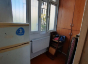 Satılır 2 otaqlı 50 m2 köhnə tikili Memar Əcəmi m.