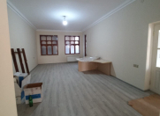 İcarəyə verilir 3 otaqlı 200 m2 obyekt Yasamal r.