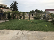 Satılır 5 otaqlı 130 m2 bağ evi Buzovna