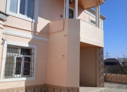 İcarəyə verilir 5 otaqlı 200 m2 bağ evi Saray