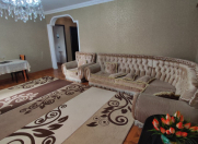 Satılır 3 otaqlı 90 m2 köhnə tikili Gənclik m.