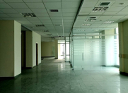 İcarəyə verilir 1 otaqlı 550 m2 obyekt Xətai r.