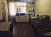 İcarəyə verilir 2 otaqlı 86 m2 köhnə tikili 3 mkr