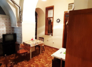 Satılır 2 otaqlı 53 m2 köhnə tikili Nizami kinoteatrı