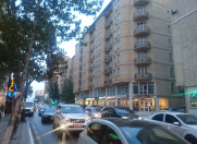 Satılır 2 otaqlı 110 m2 yeni tikili Gənclik m.