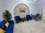 İcarəyə verilir 2 otaqlı 65 m2 köhnə tikili Sahil m.