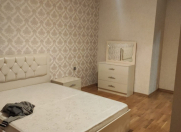 İcarəyə verilir 3 otaqlı 120 m2 yeni tikili Qara Qarayev m.