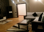 İcarəyə verilir 3 otaqlı 140 m2 yeni tikili Nizami m.