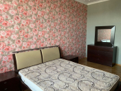 İcarəyə verilir 3 otaqlı 120 m2 yeni tikili Bakı univermağı