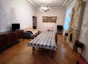 Satılır 3 otaqlı 100 m2 köhnə tikili Sahil m.