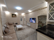 Satılır 4 otaqlı 90 m2 köhnə tikili Nəriman Nərimanov parkı