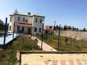 Satılır 6 otaqlı 200 m2 bağ evi Mərdəkan