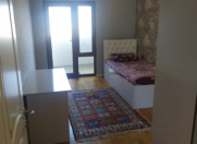 Satılır 3 otaqlı 78 m2 yeni tikili Memar Əcəmi m.