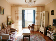 Satılır 2 otaqlı 64 m2 köhnə tikili 28 May m.