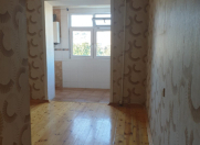 Satılır 3 otaqlı 70 m2 köhnə tikili Qaraçuxur