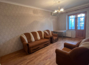 İcarəyə verilir 4 otaqlı 90 m2 köhnə tikili Gənclik m.