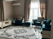 İcarəyə verilir 4 otaqlı 200 m2 yeni tikili 28 May m.