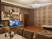 İcarəyə verilir 3 otaqlı 100 m2 yeni tikili Gənclik m.