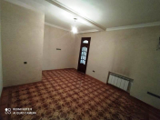 Satılır 2 otaqlı 70 m2 köhnə tikili Nəriman Nərimanov m.