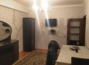 Satılır 2 otaqlı 60 m2 köhnə tikili İçəri Şəhər m.
