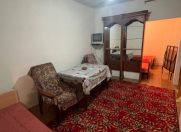 İcarəyə verilir 2 otaqlı 40 m2 köhnə tikili Rəssamlıq Akademiyası