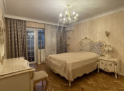 Satılır 3 otaqlı 96 m2 köhnə tikili Bakı