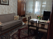 Satılır 2 otaqlı 35 m2 köhnə tikili Xalqlar Dostluğu m.