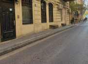 Satılır 1 otaqlı 180 m2 obyekt Sahil m.