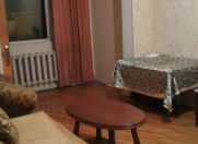 İcarəyə verilir 2 otaqlı 60 m2 köhnə tikili Gənclik m.