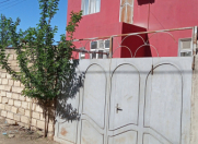 Satılır 5 otaqlı 200 m2 həyət evi Saray