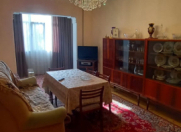 Satılır 2 otaqlı 60 m2 köhnə tikili Əhmədli m.