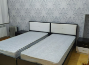 İcarəyə verilir 3 otaqlı 100 m2 köhnə tikili Ulduz m.