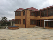 Satılır 7 otaqlı 685 m2 bağ evi Novxanı