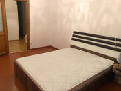 İcarəyə verilir 3 otaqlı 85 m2 köhnə tikili Həzi Aslanov m.